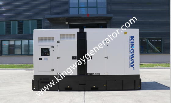 Generador diesel silencioso de Cummins de la puesta en contenedores de 750KVA 600KW para la construcción